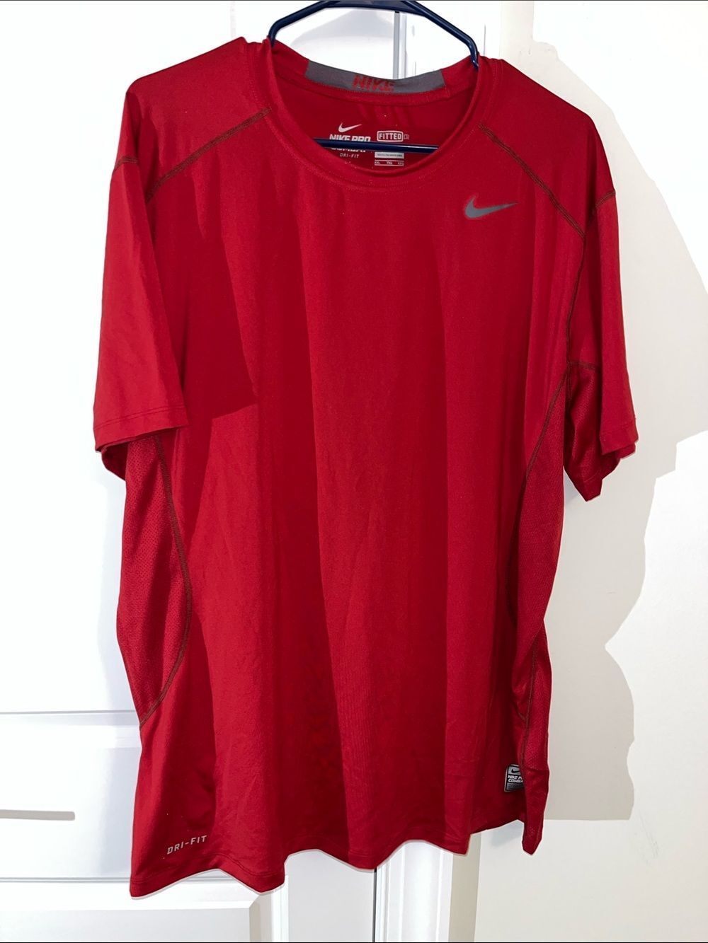 Red NIKE PRO COMBAT Dri Fit Compression T shirt XXL 2XL fitted short sleeve